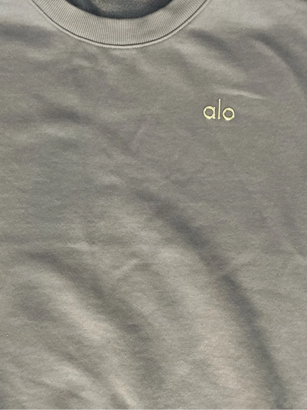 Alo accolade purple/lilac large pullover
